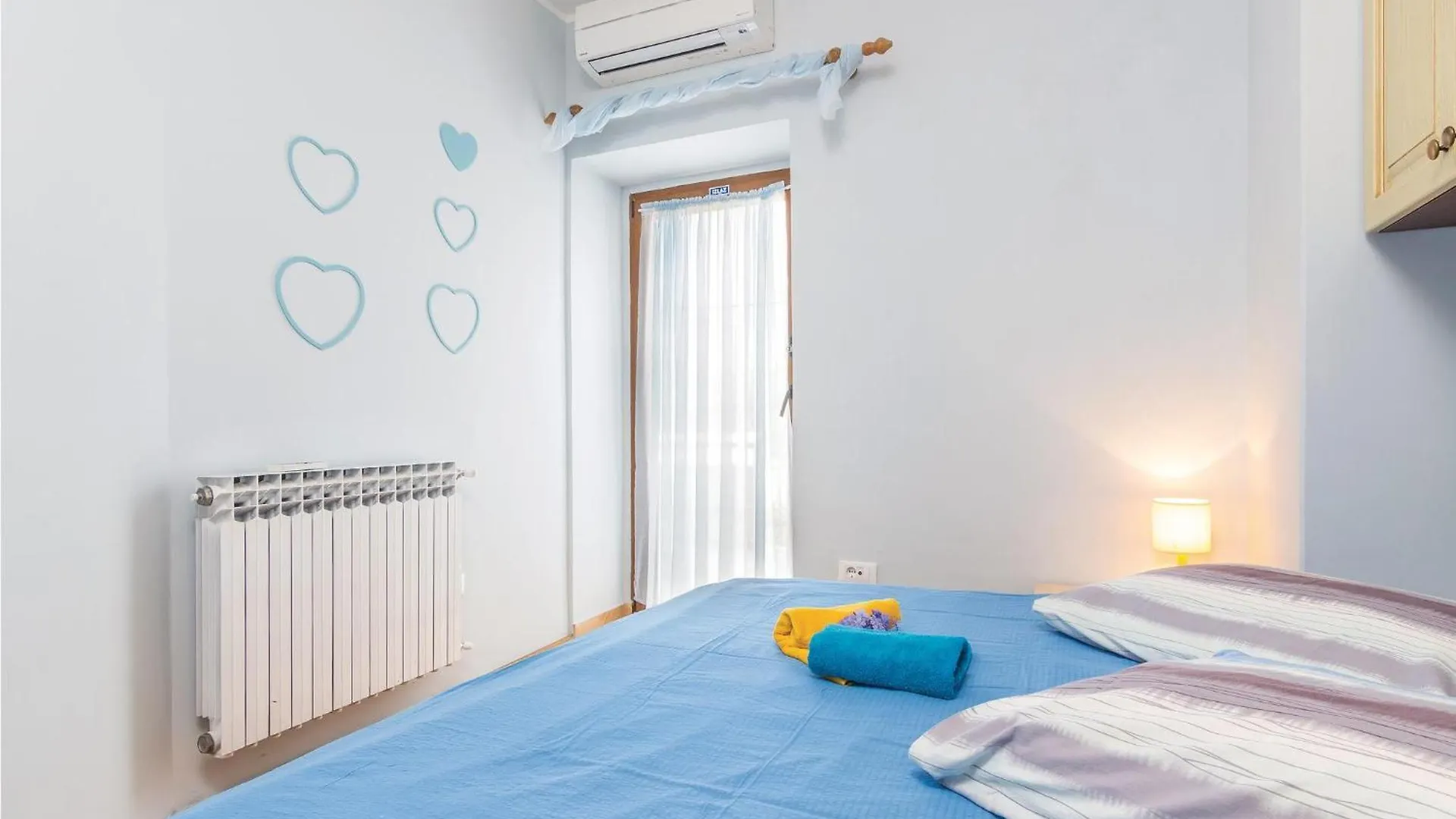 4 Bedroom Cozy Home In Puzari Holiday home Pican